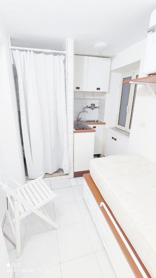 Apartment Monolocale In Centro Storico Naples